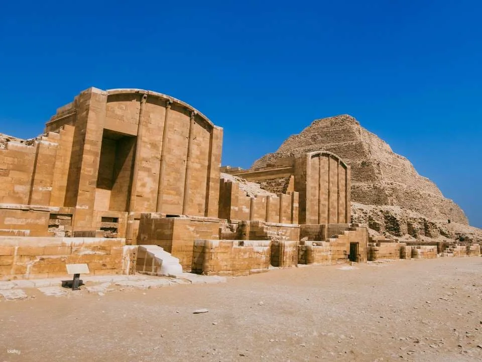 Memphis and Pyramids of Saqqara Tour With Dahshur Pyramid Tour