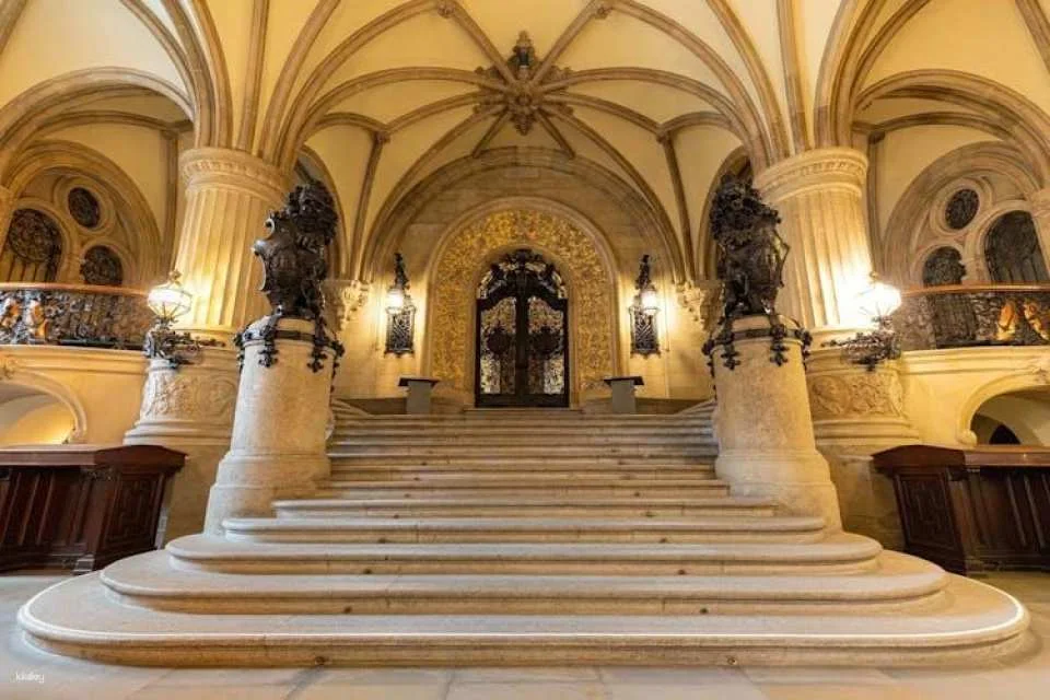 Bucerius Kunst Forum ticket and city sights audio tour