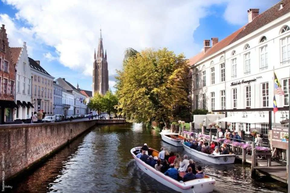 Bruges and Ghent Day Trip from Brussels with Chocolate and Cruise