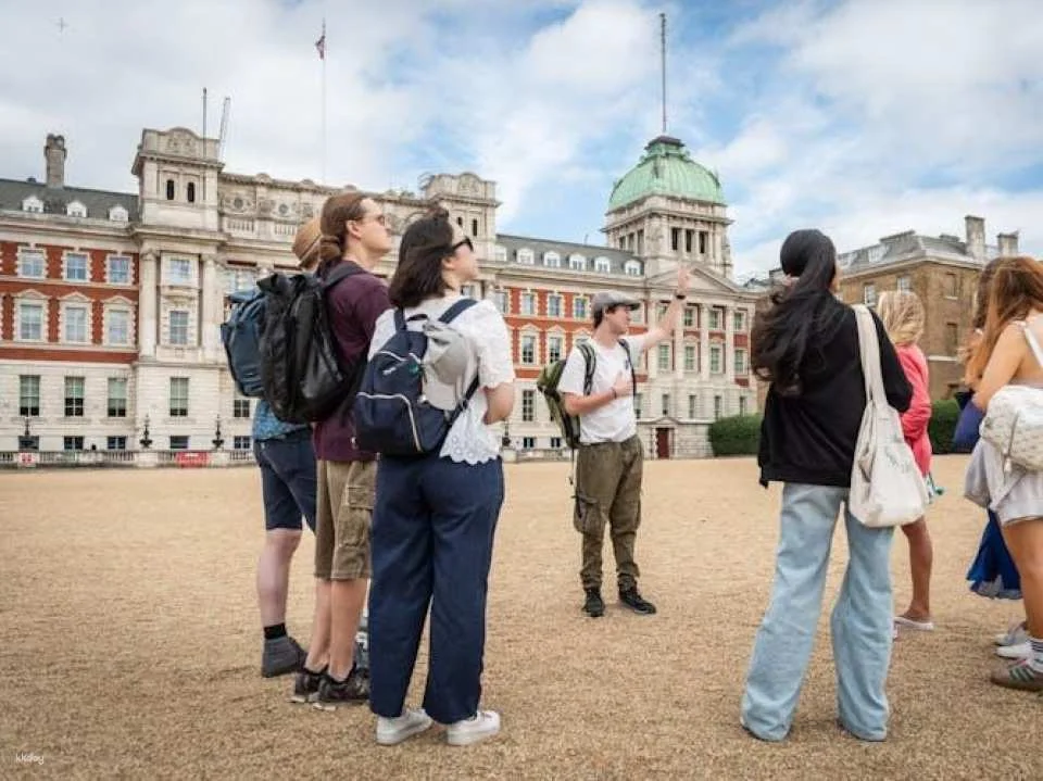 Westminster Sights Tour and Go On-Board HMS Belfast