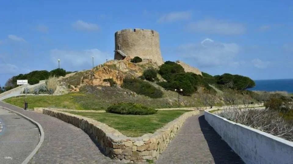 Santa Teresa Gallura, Lu Brandali and Longosardo Tower Ticket