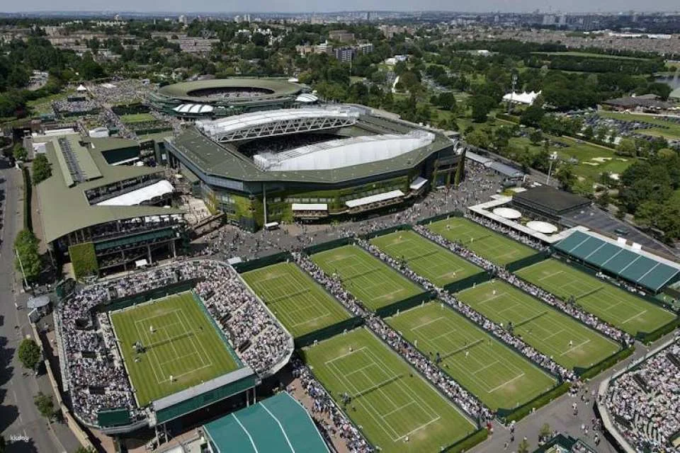 Wimbledon Tennis and Westminster Landmarks Walking Tour