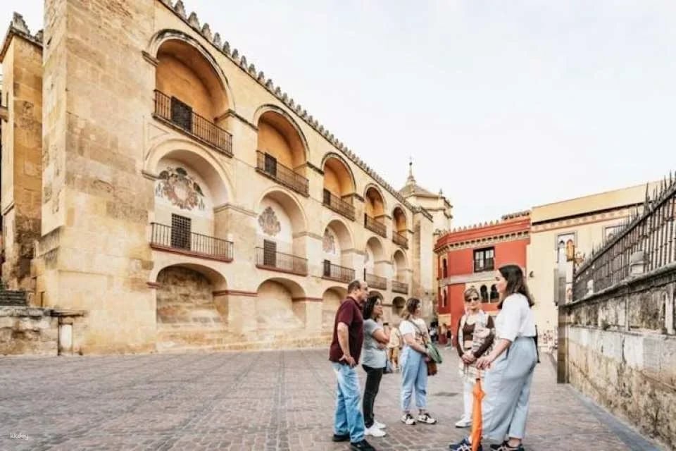 Guided tour of the Mosque-Cathedral of Córdoba and Jewish quarter