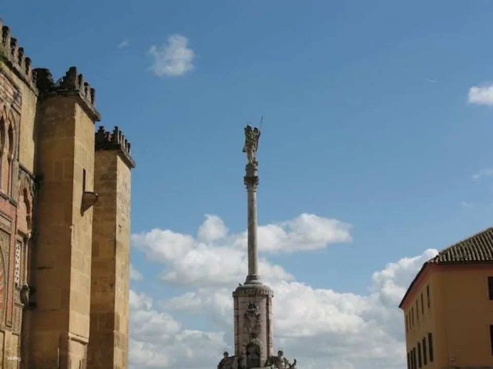 Guided tour of the Mosque-Cathedral of Córdoba and Jewish quarter