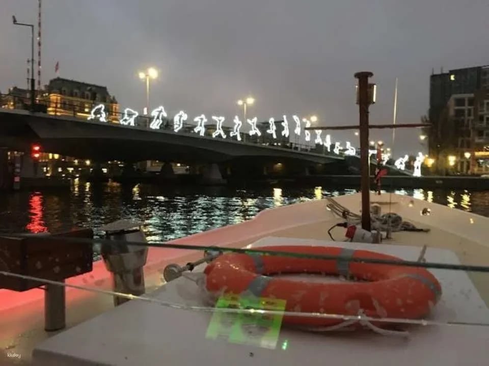 Boat tour through the Amsterdam Light Festival