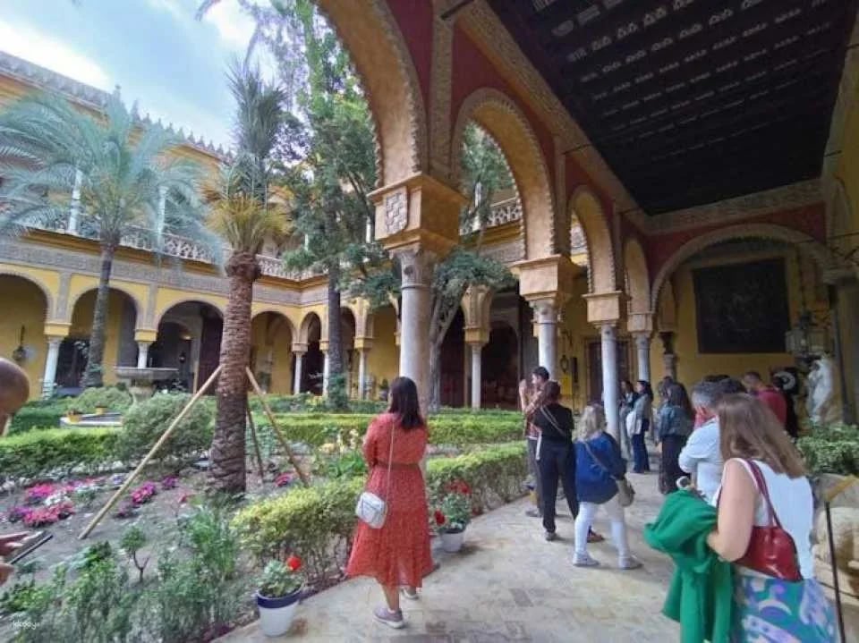 Seville Heritage Guided Tour with Macarena Quarter, Moorish Churches and Palaces