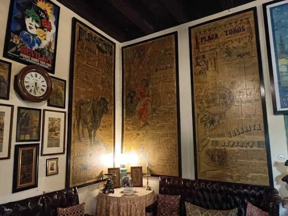 Seville Heritage Guided Tour with Macarena Quarter, Moorish Churches and Palaces