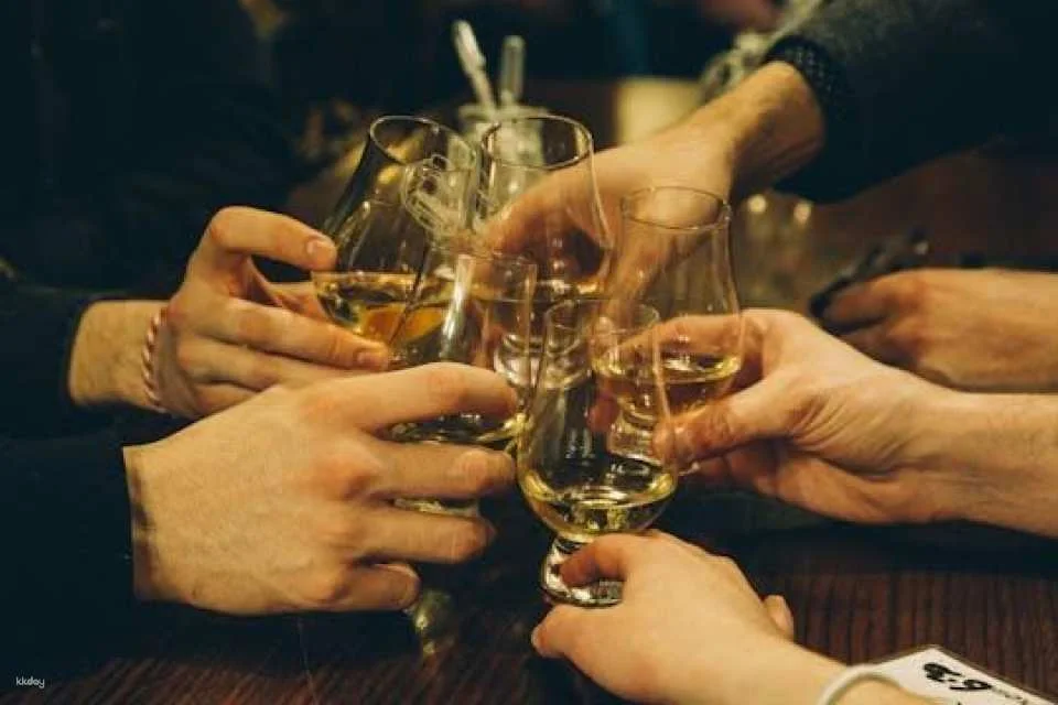 Glasgow’s West End guided whisky tour