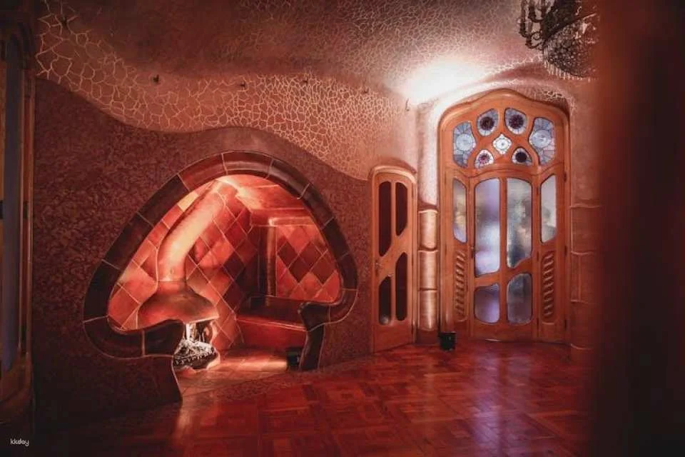 Casa Batlló night entrance ticket with audio guide