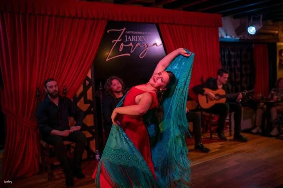 Tickets for flamenco show at the Jardines de Zoraya