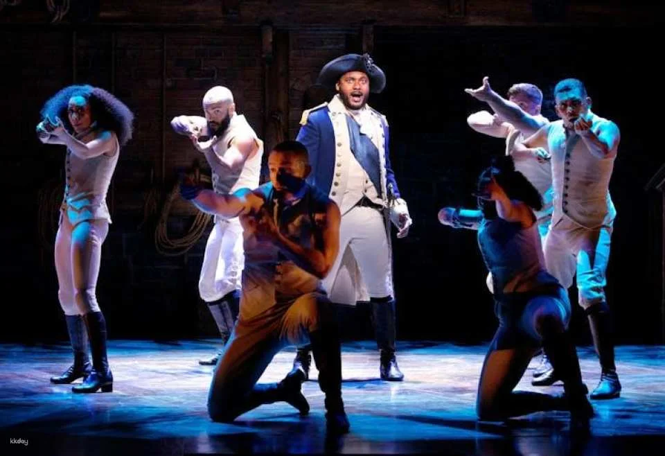 Hamilton, the musical experience at Victoria Palace Theatre
