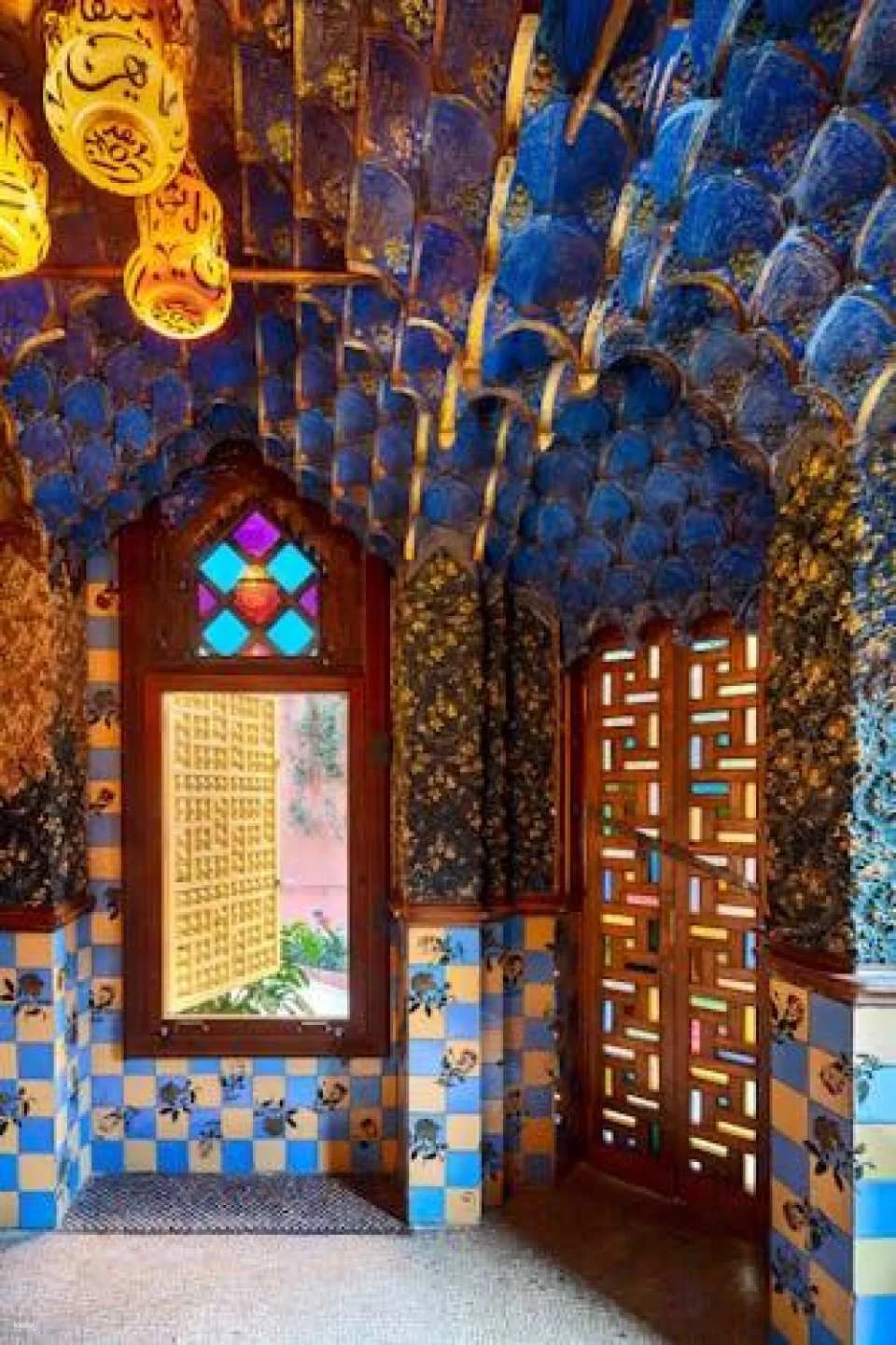 Casa Vicens skip-the-line tickets and guided visit in small groups