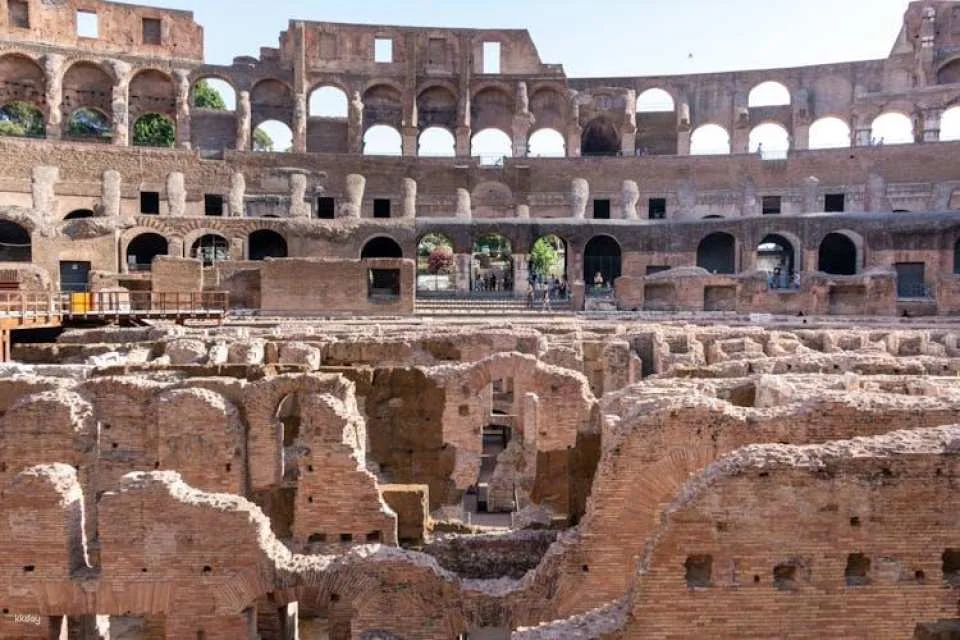 Gladiator tour of the Colosseum for kids and family