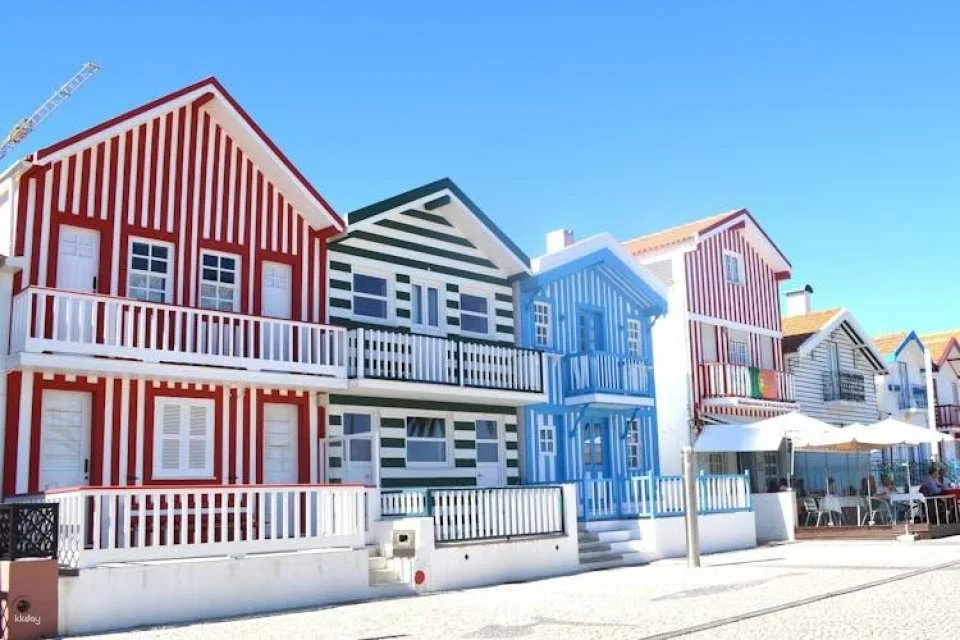 Full-day Aveiro, Costa Nova and Capelha da Pedra tour from Porto