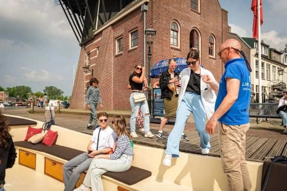 Haarlem Canals Sailing Experience with a Local Guide