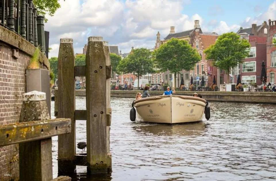 Haarlem Canals Sailing Experience with a Local Guide