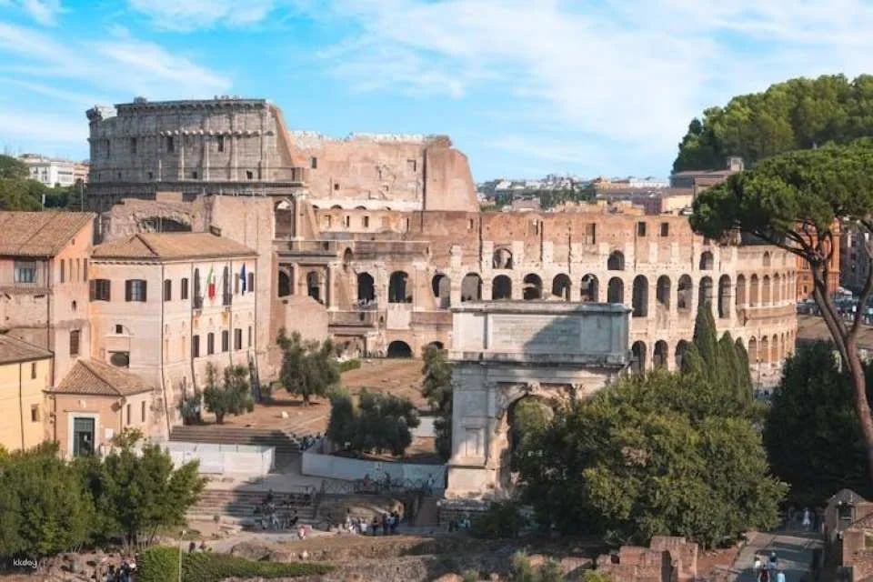 Colosseum, Roman Forum & Palatine Hill Guided Tour