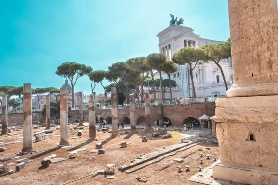 Colosseum, Roman Forum & Palatine Hill Guided Tour