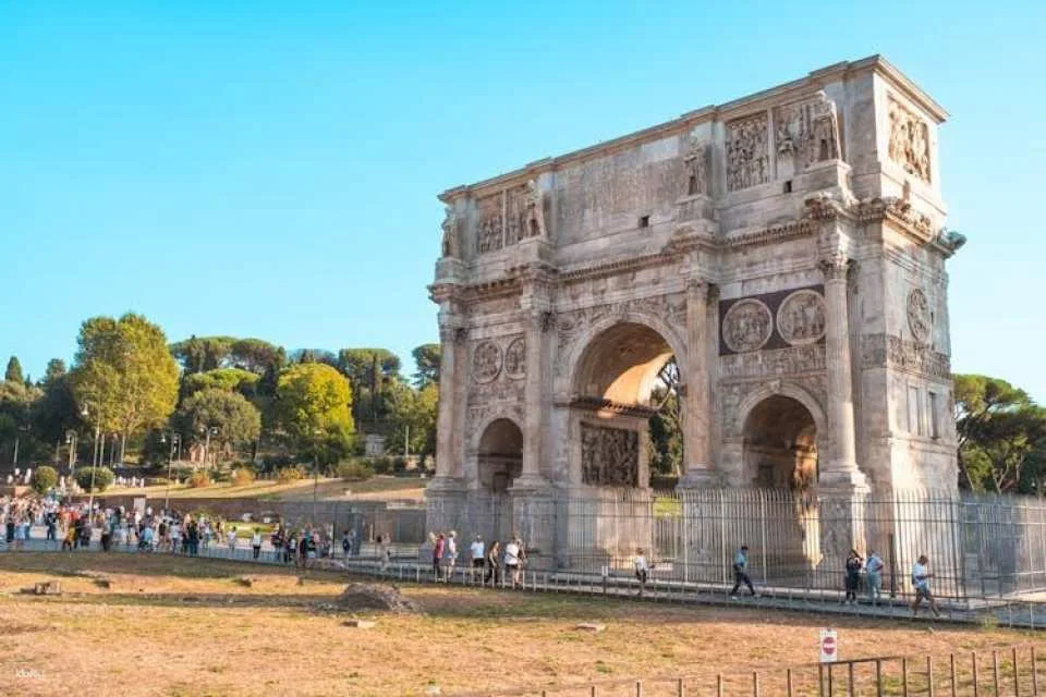 Colosseum, Roman Forum & Palatine Hill Guided Tour
