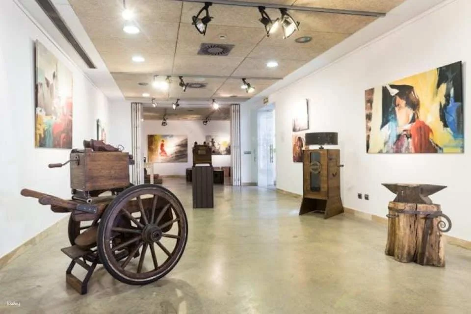Live flamenco show and entrance tickets to Seville Flamenco Dance Museum