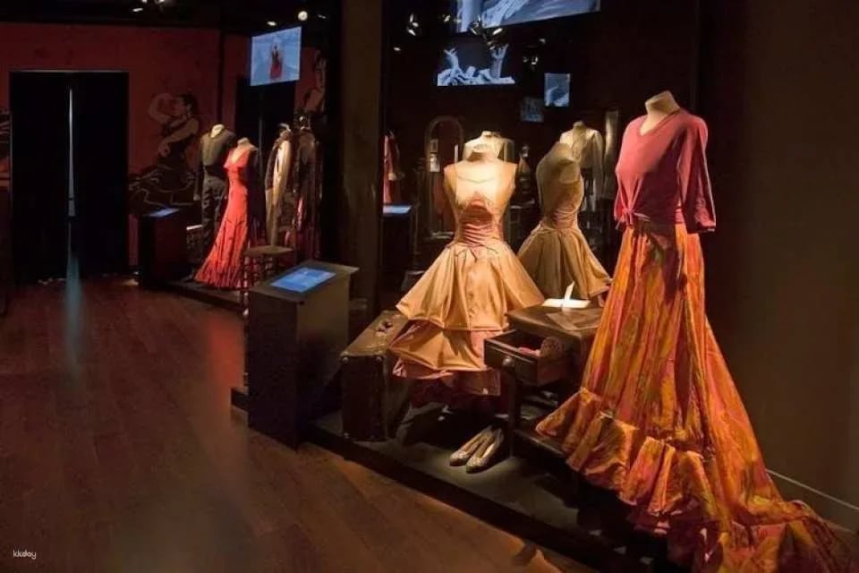 Live flamenco show and entrance tickets to Seville Flamenco Dance Museum