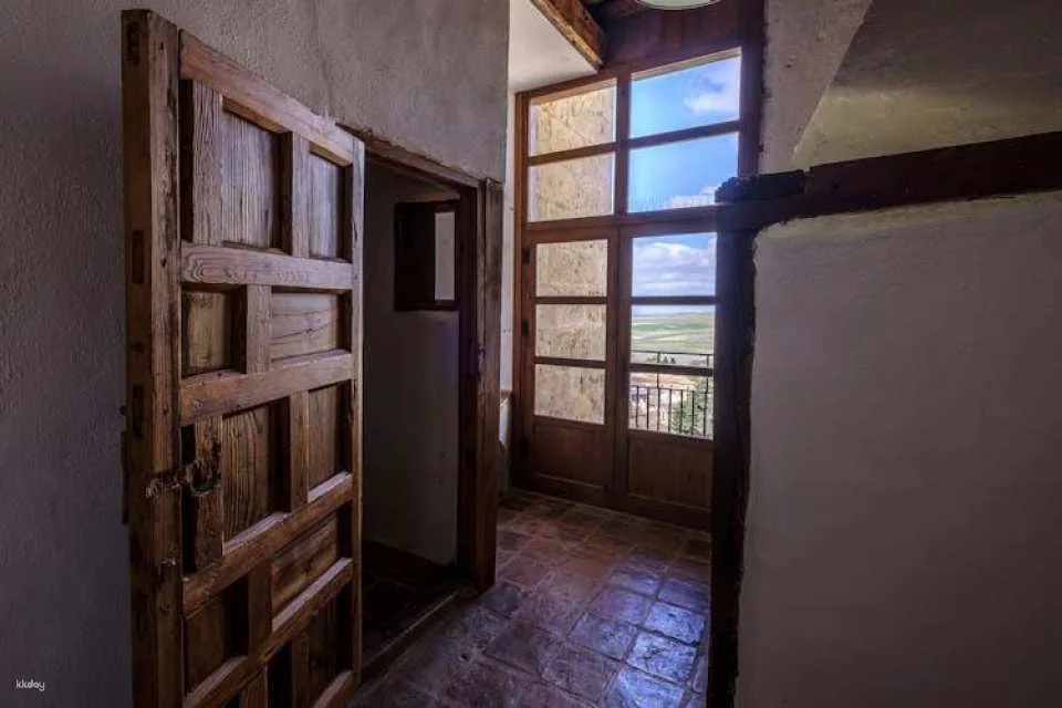 Guided tour to the tower with entrance ticket to Cathedral of Segovia