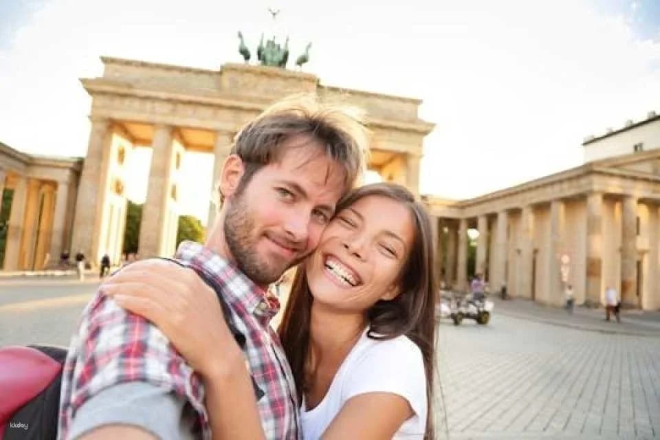 Stories of Berlin, private walking tour for couples