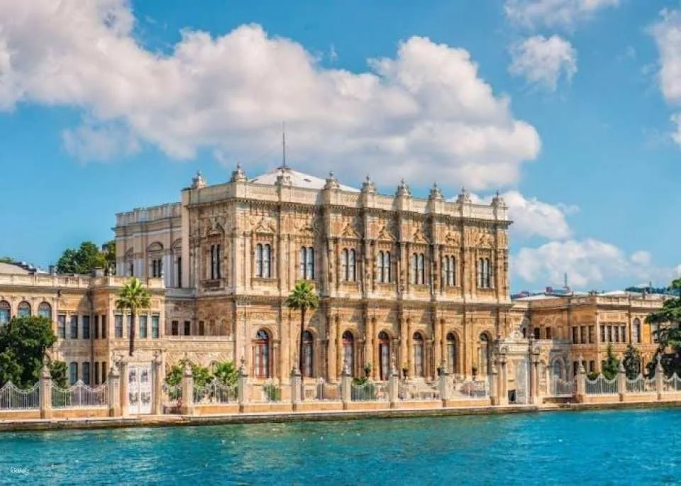 Skip-the-line Ticket for Dolmabahce Palace and Galata Tower