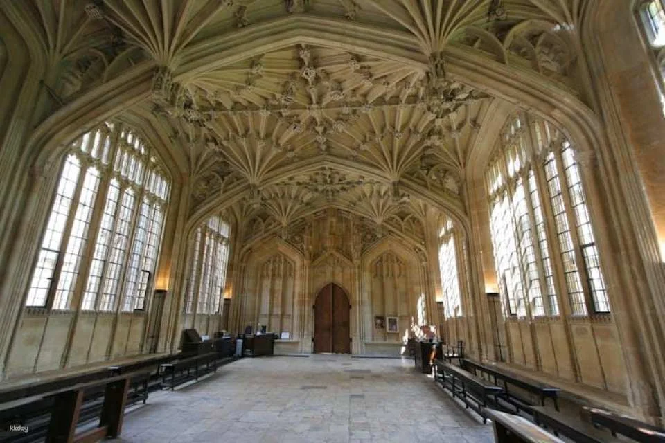 Oxford Divinity School self-guided audio tour