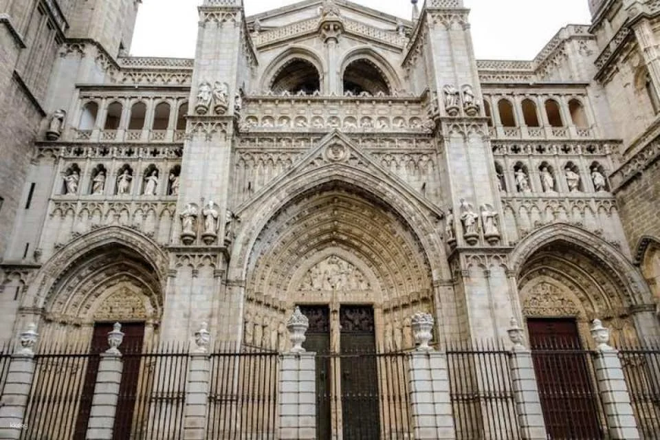 Cathedral of Toledo tickets and guided visit