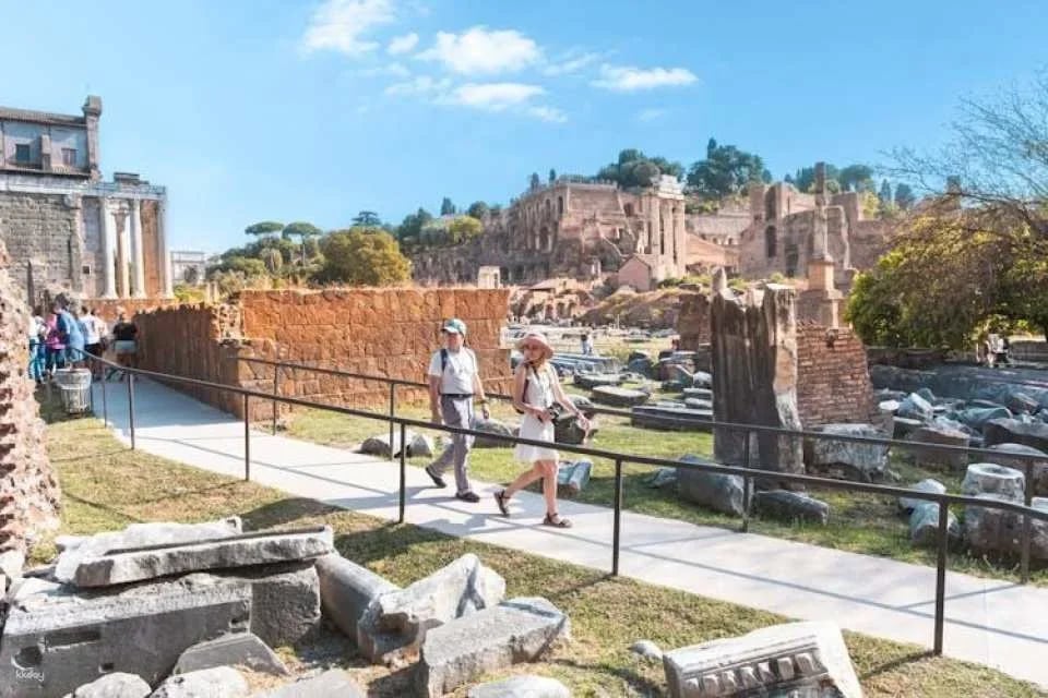 Colosseum, Arena Floor, Roman Forum and Palatine Hill Guided Tour