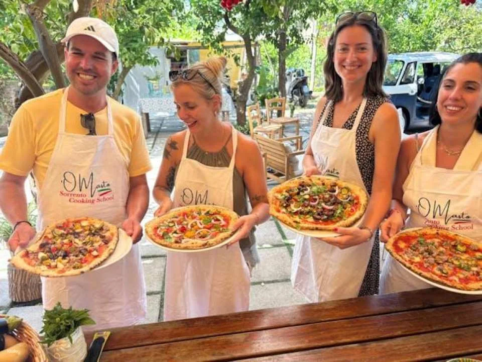 Hands-on Italian pizza making class in Sorrento garden