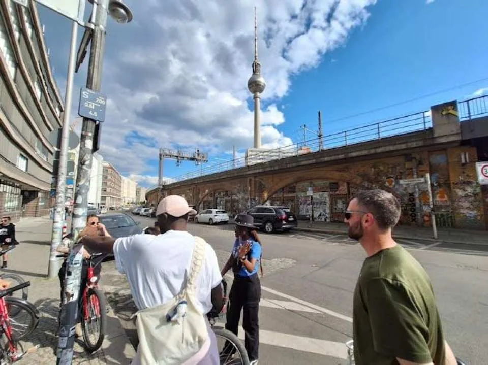 Berlin hidden spots and street art guided bike adventure