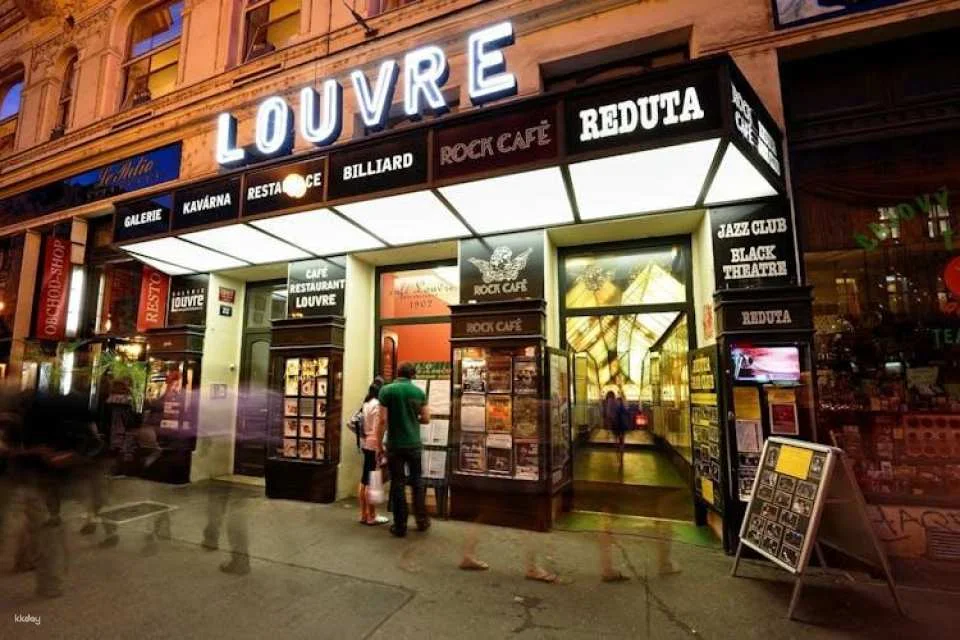 2-hour concert at Prague's historic Reduta Jazz Club