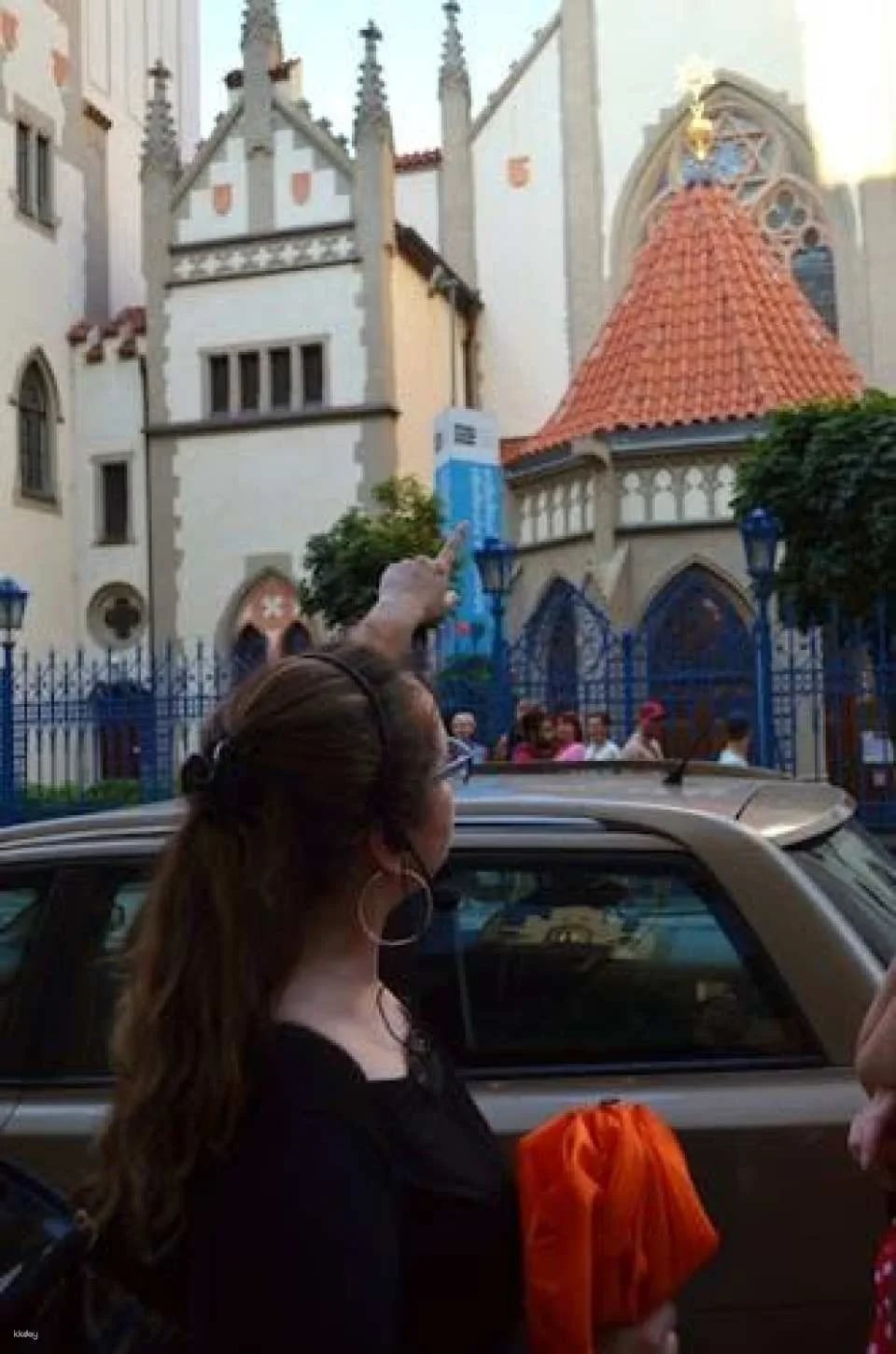 Prague Old and Jewish Town: guided tour with entrance tickets, coffee and cake