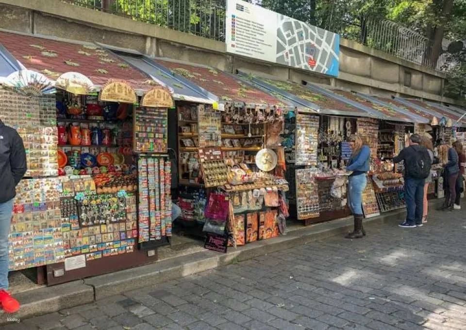 Prague Old and Jewish Town: guided tour with entrance tickets, coffee and cake