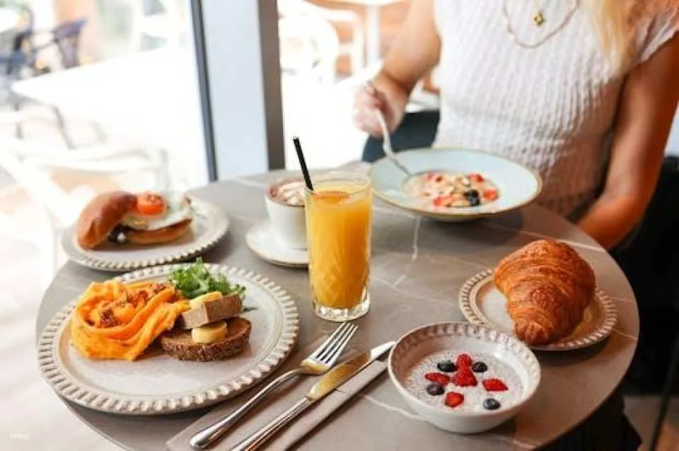 Sky Garden ticket with Italian-inspired breakfast and audio guide