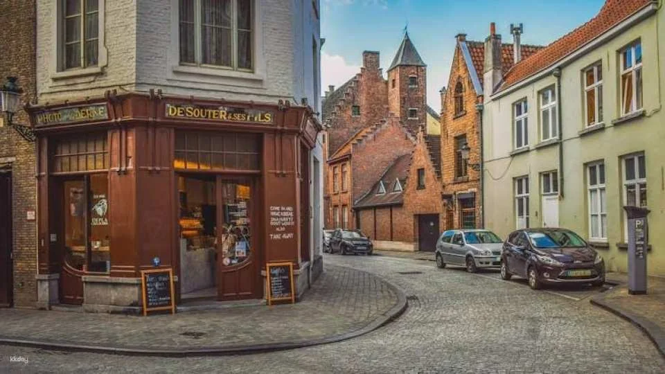 Breathtaking Bruges private walking tour