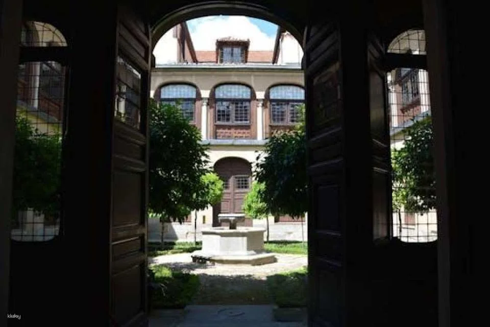 Guided tour of the Monastery of Las Descalzas Reales