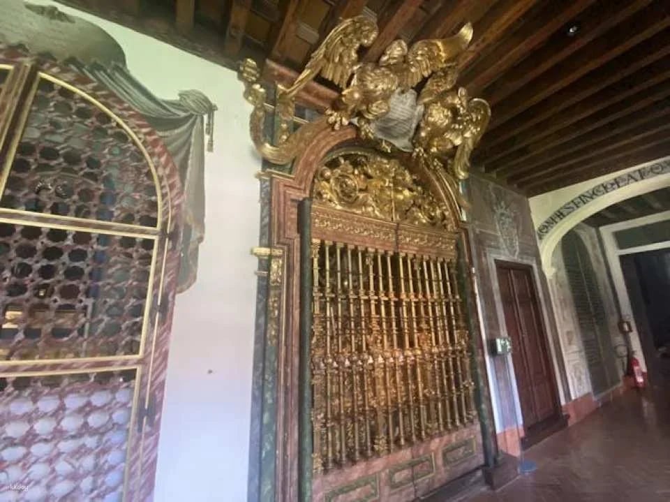 Guided tour of the Monastery of Las Descalzas Reales