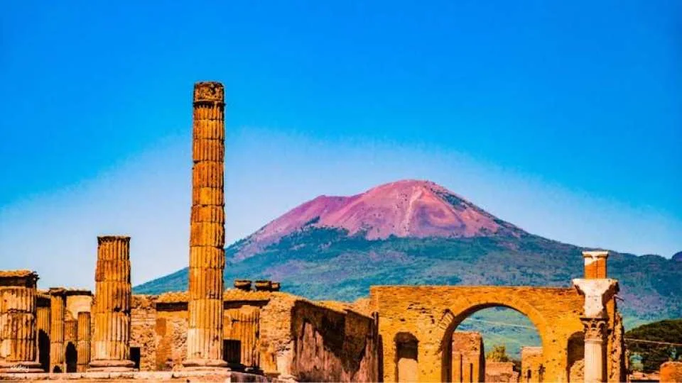 Italy audio guide with TravelMate app