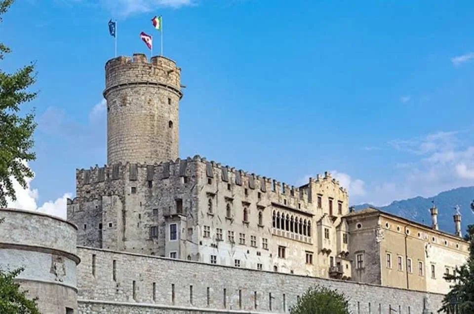 Italy audio guide with TravelMate app