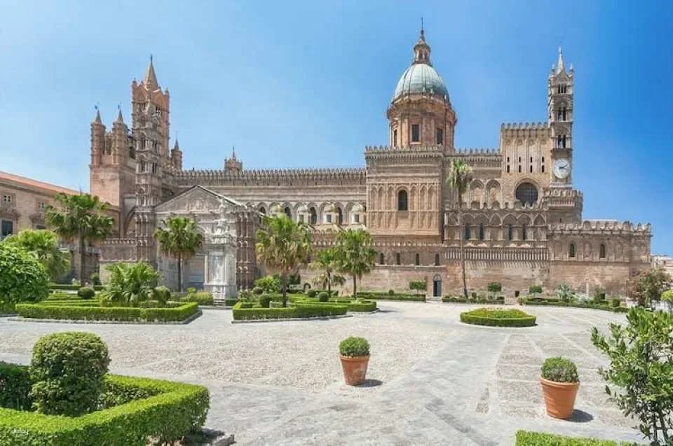 Italy audio guide with TravelMate app