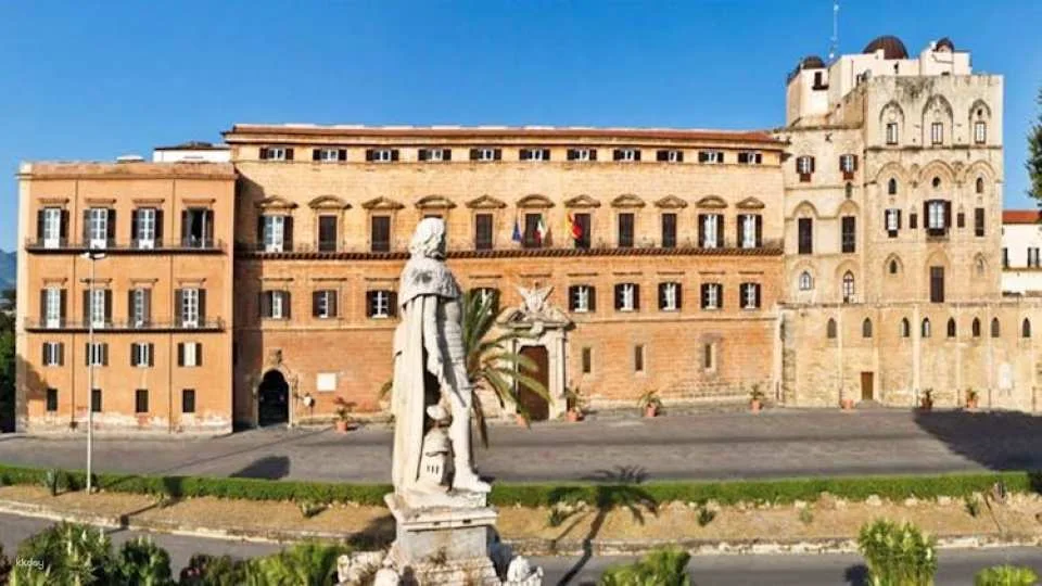Palermo audio guide with TravelMate app