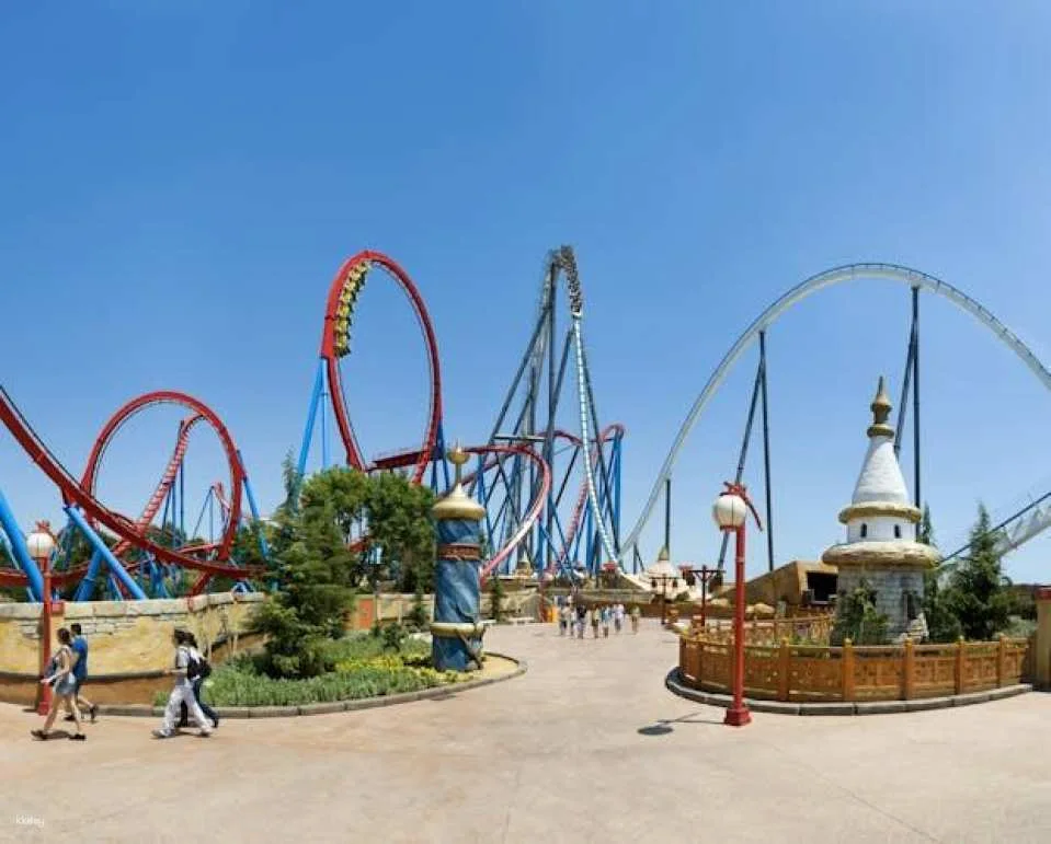 Caribe Aquatic Park by day and PortAventura Park by night 1-day combo
