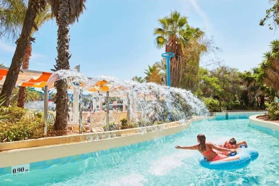 Caribe Aquatic Park by day and PortAventura Park by night 1-day combo