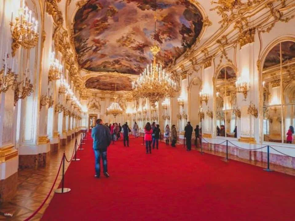 Schönbrunn Palace imperial self-guided audio tour