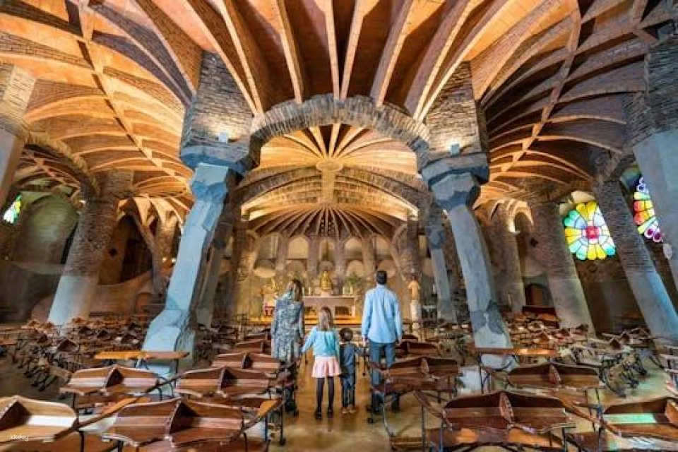 Gaudí Crypt in Colonia Güell guided tour