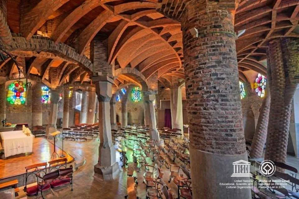 Gaudí Crypt in Colonia Güell guided tour