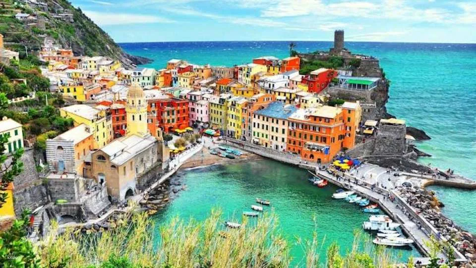 Cinque Terre audio guide with TravelMate app